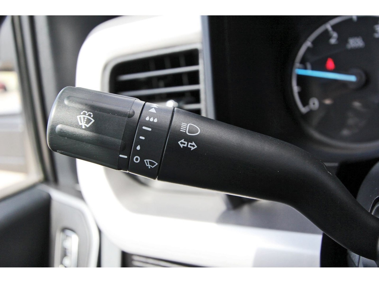 Used 2025 Ford F250 XLT AWD/4WD image 19