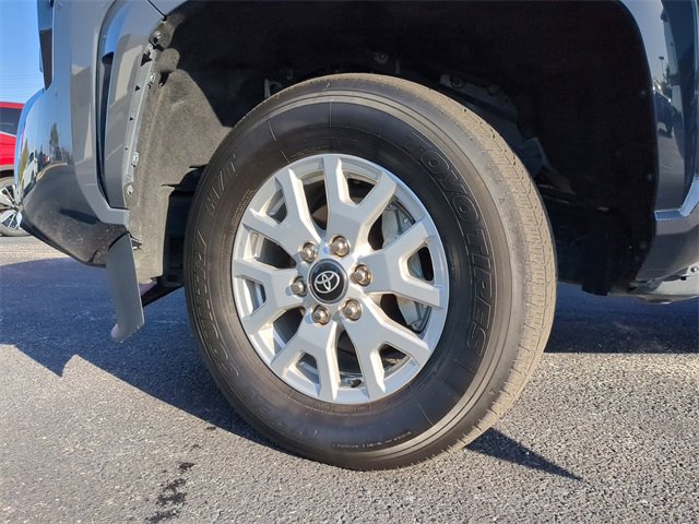 Used 2024 Toyota Tacoma SR5 image 34