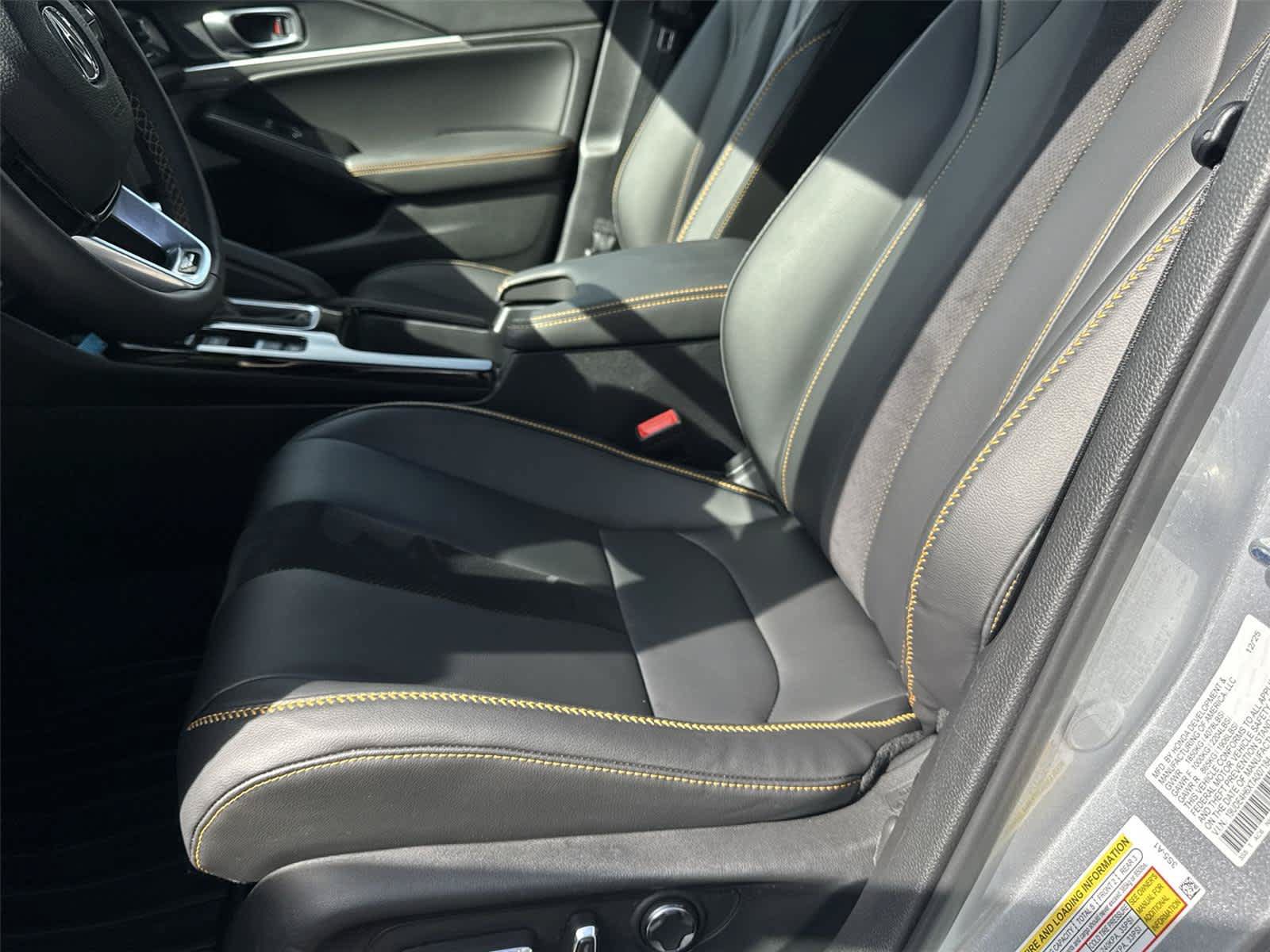 Certified 2026 Acura Integra A-Spec w/ Technology Package FWD image 13