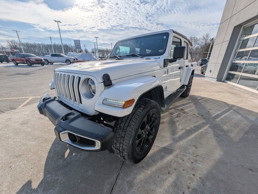 Used 2021 Jeep Wrangler Unlimited Sahara w/ Cold Weather Group image 8