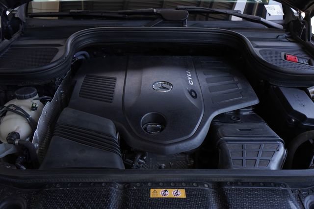 Used 2022 Mercedes-Benz GLS 450 4MATIC image 37