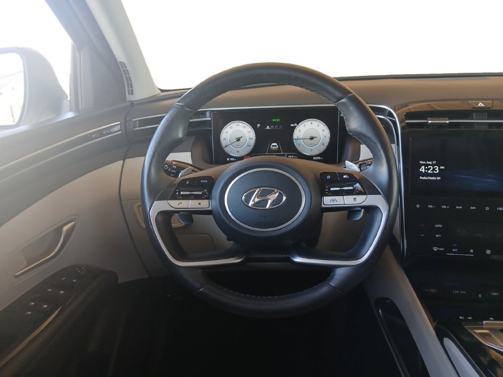 Used 2022 Hyundai Tucson Limited AWD/4WD image 12