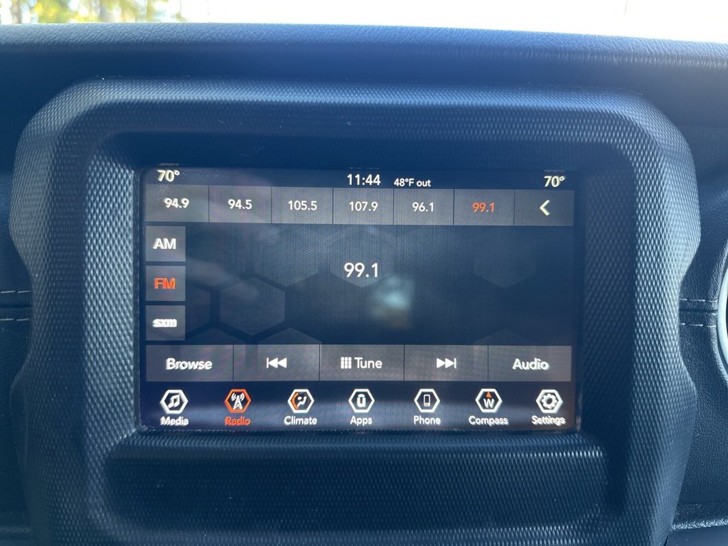 Used 2018 Jeep Wrangler Unlimited Sahara w/ LED Lighting Group image 44