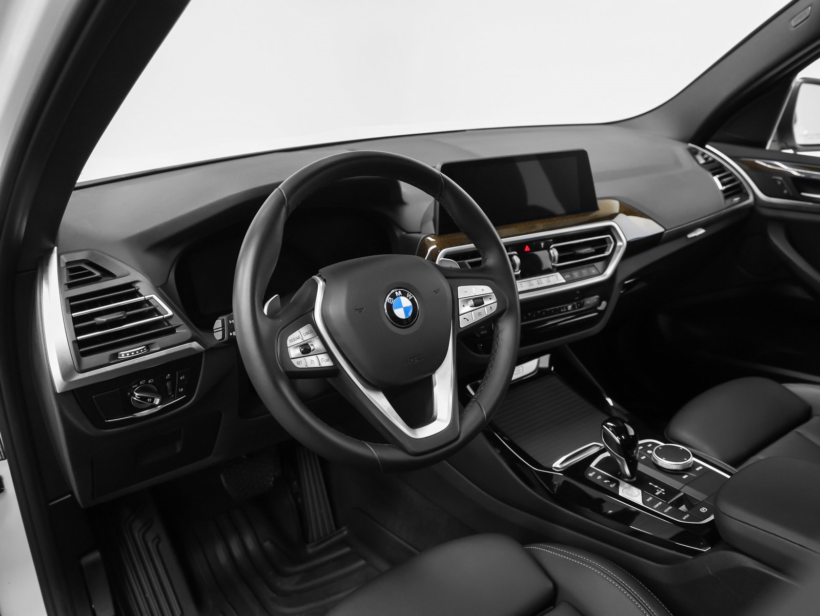 Used 2024 BMW X3 sDrive30i w/ Convenience Package image 42