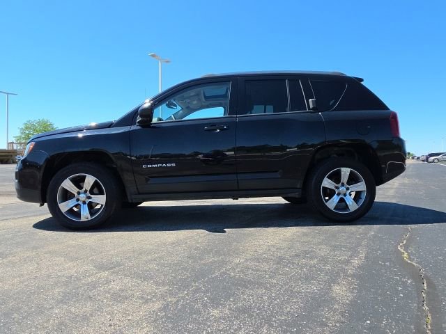 Used 2016 Jeep Compass High Altitude AWD/4WD image 5