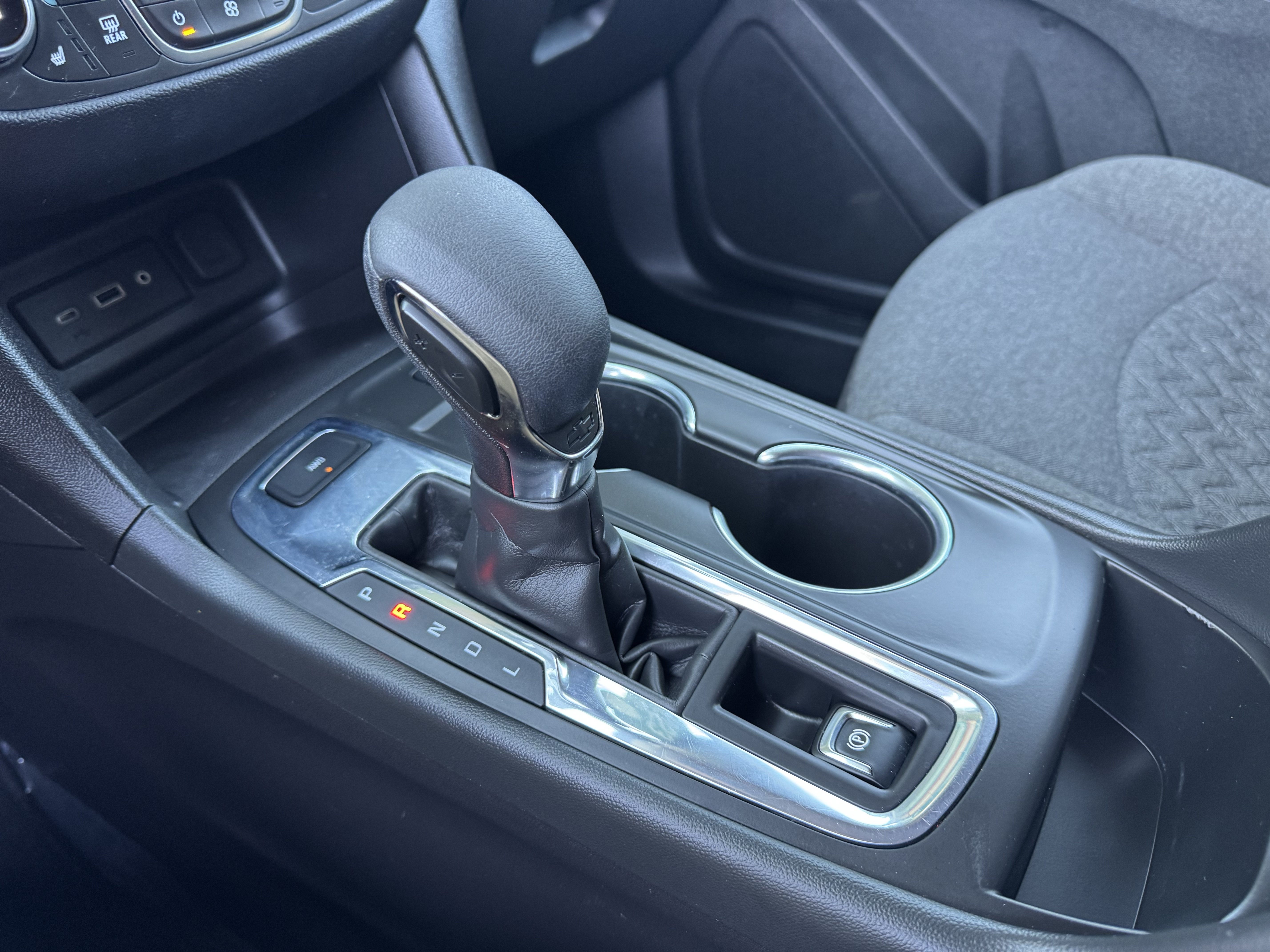 Certified 2023 Chevrolet Equinox LT AWD/4WD image 29
