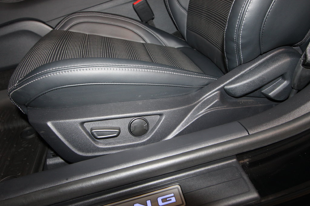 Used 2025 Ford Mustang GT Premium RWD image 9