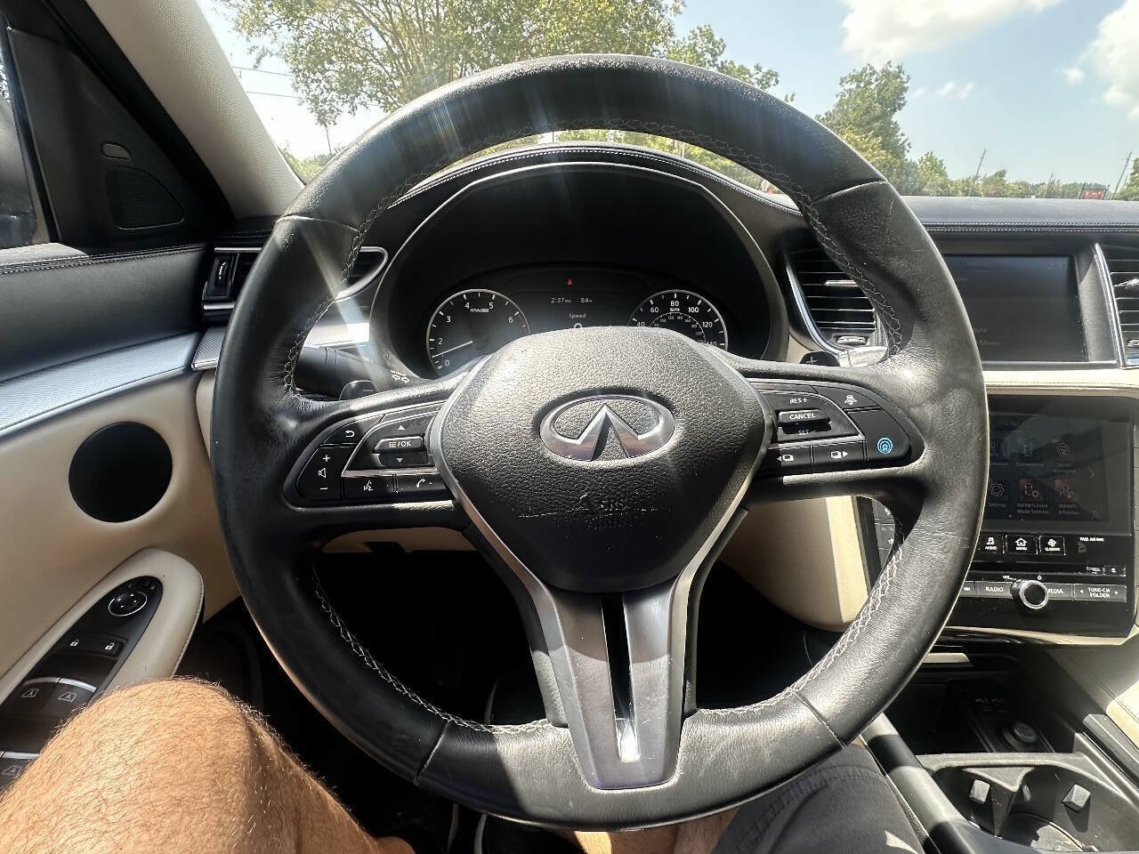 Used 2021 INFINITI QX50 Luxe w/ Cargo Package FWD image 13