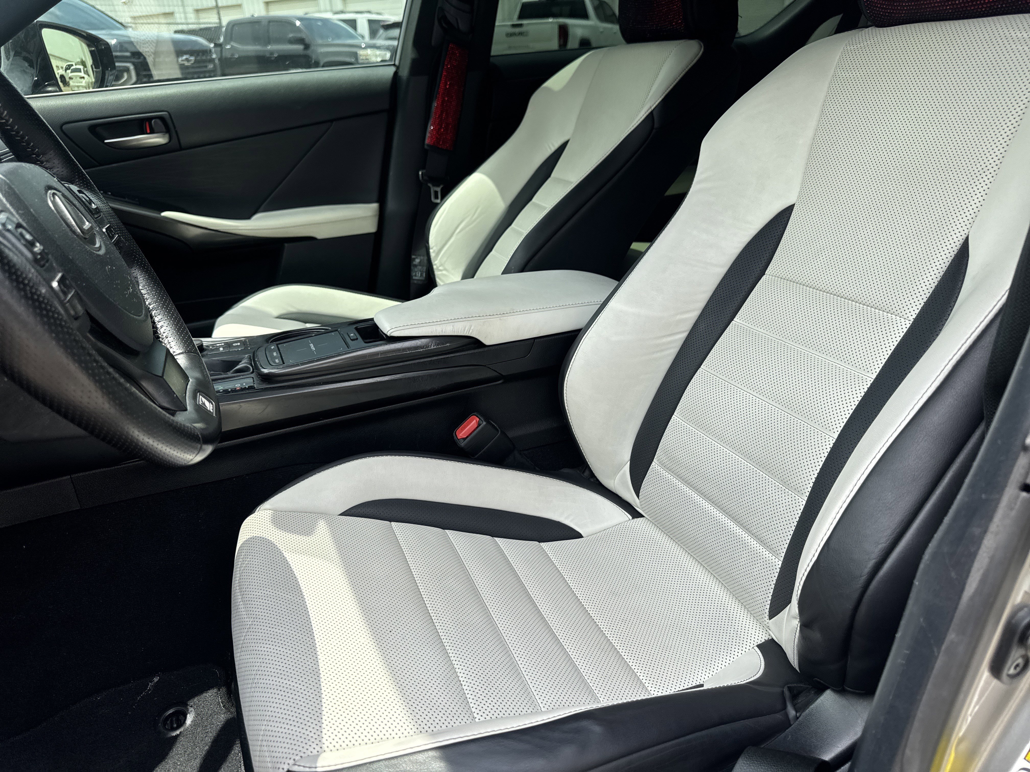 Used 2021 Lexus IS 350 F Sport w/ Accessory Package 2 RWD image 6