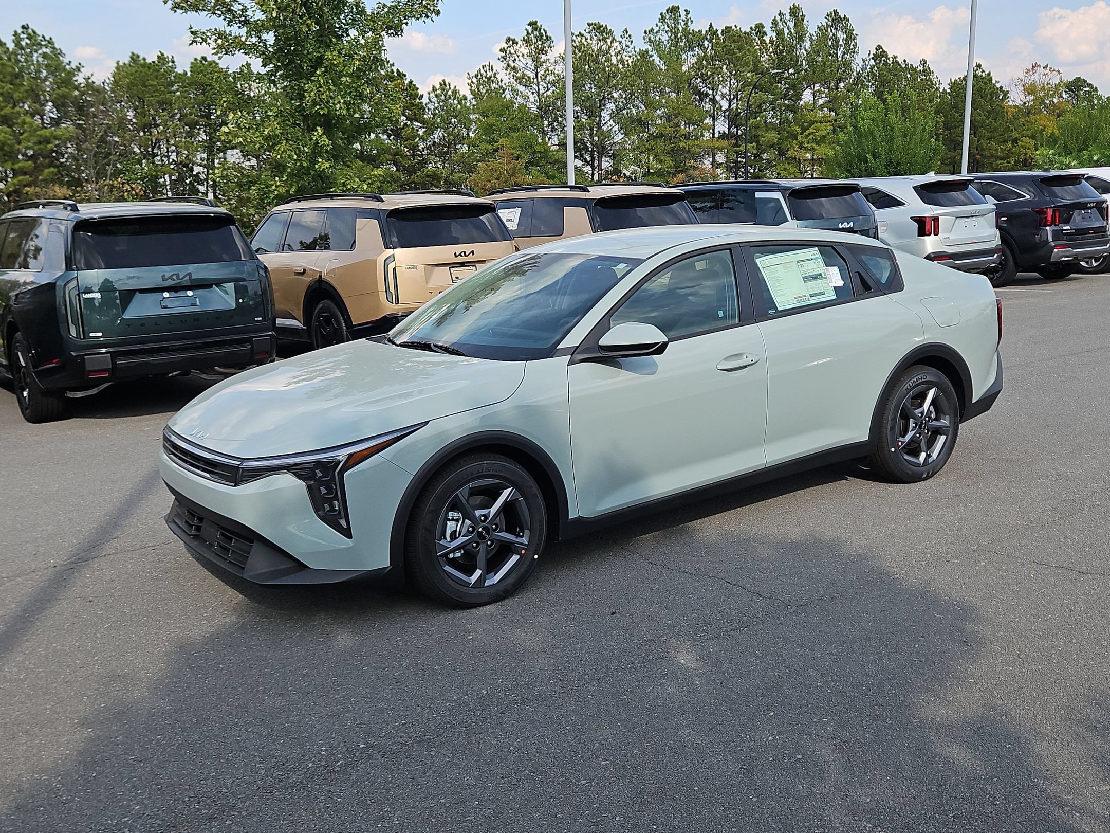 New 2026 Kia K4 FWD image 3