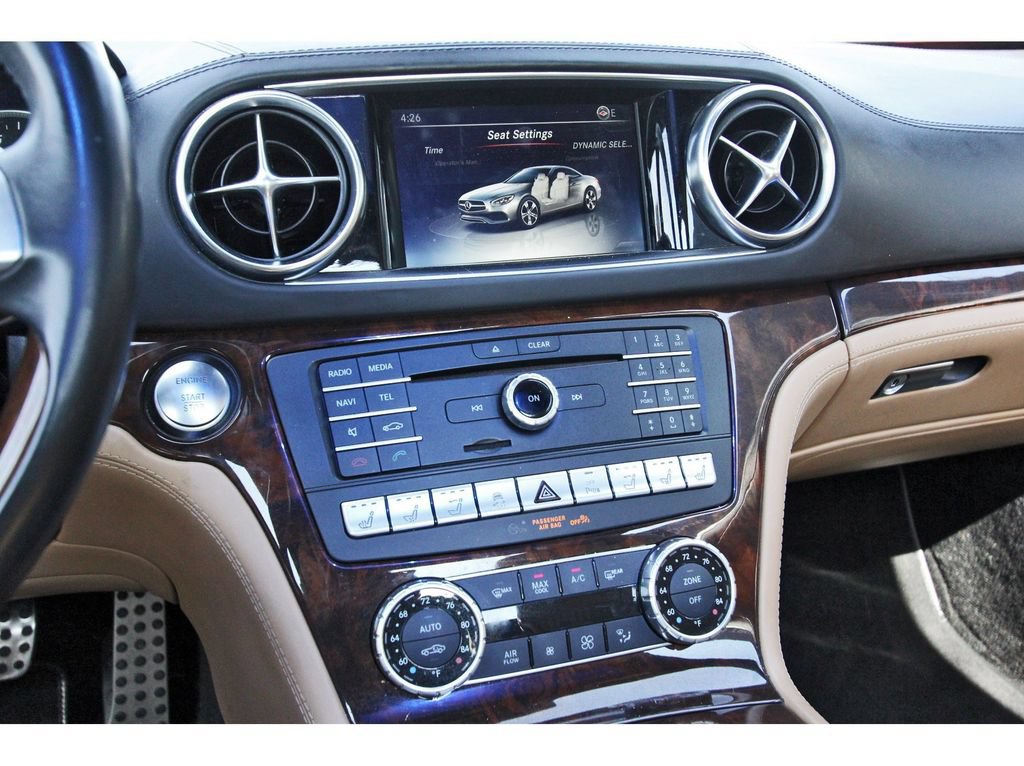 Used 2017 Mercedes-Benz SL 550 image 28