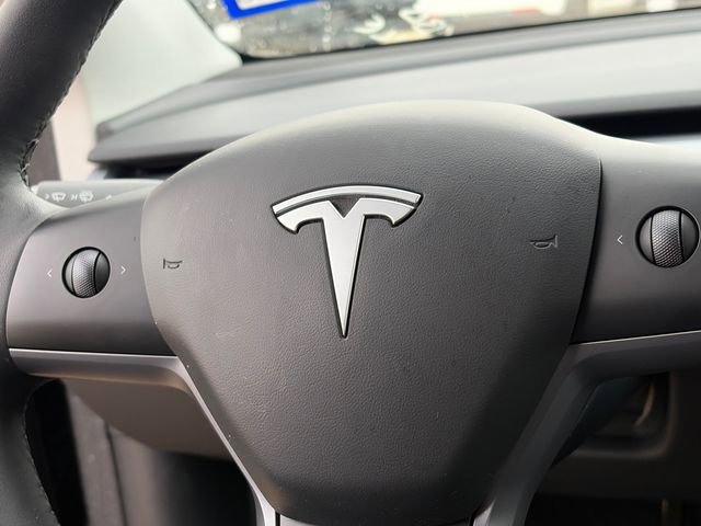 Used 2023 Tesla Model Y Long Range image 24