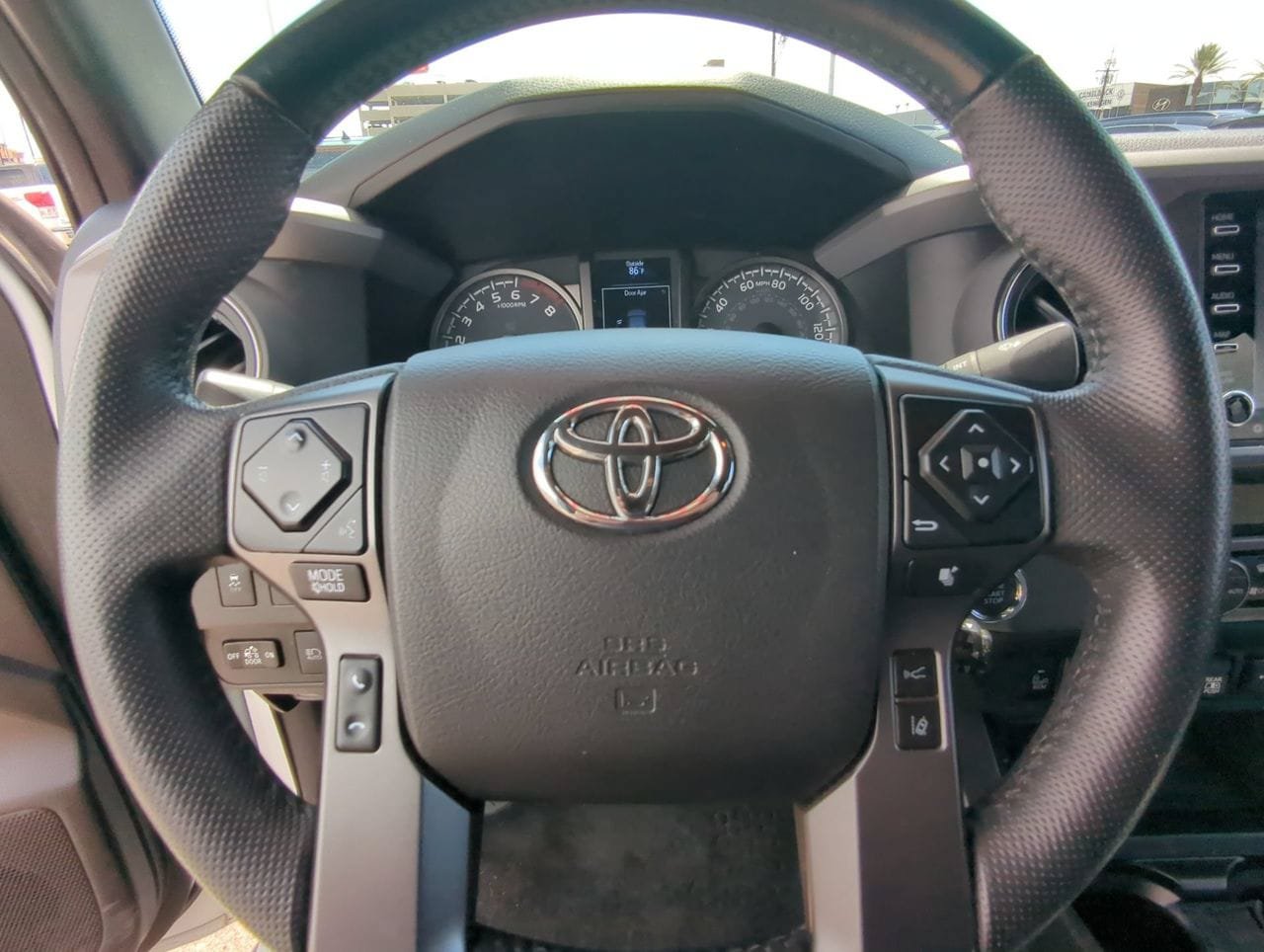 Used 2021 Toyota Tacoma TRD Off-Road w/ Technology Package RWD image 21