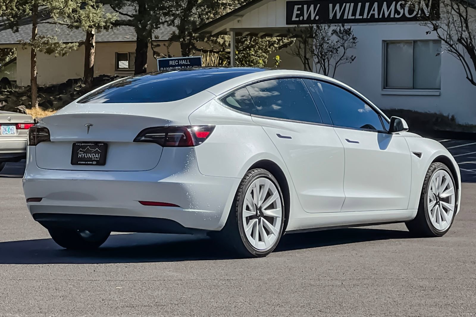 Used 2023 Tesla Model 3 Standard Range RWD image 4