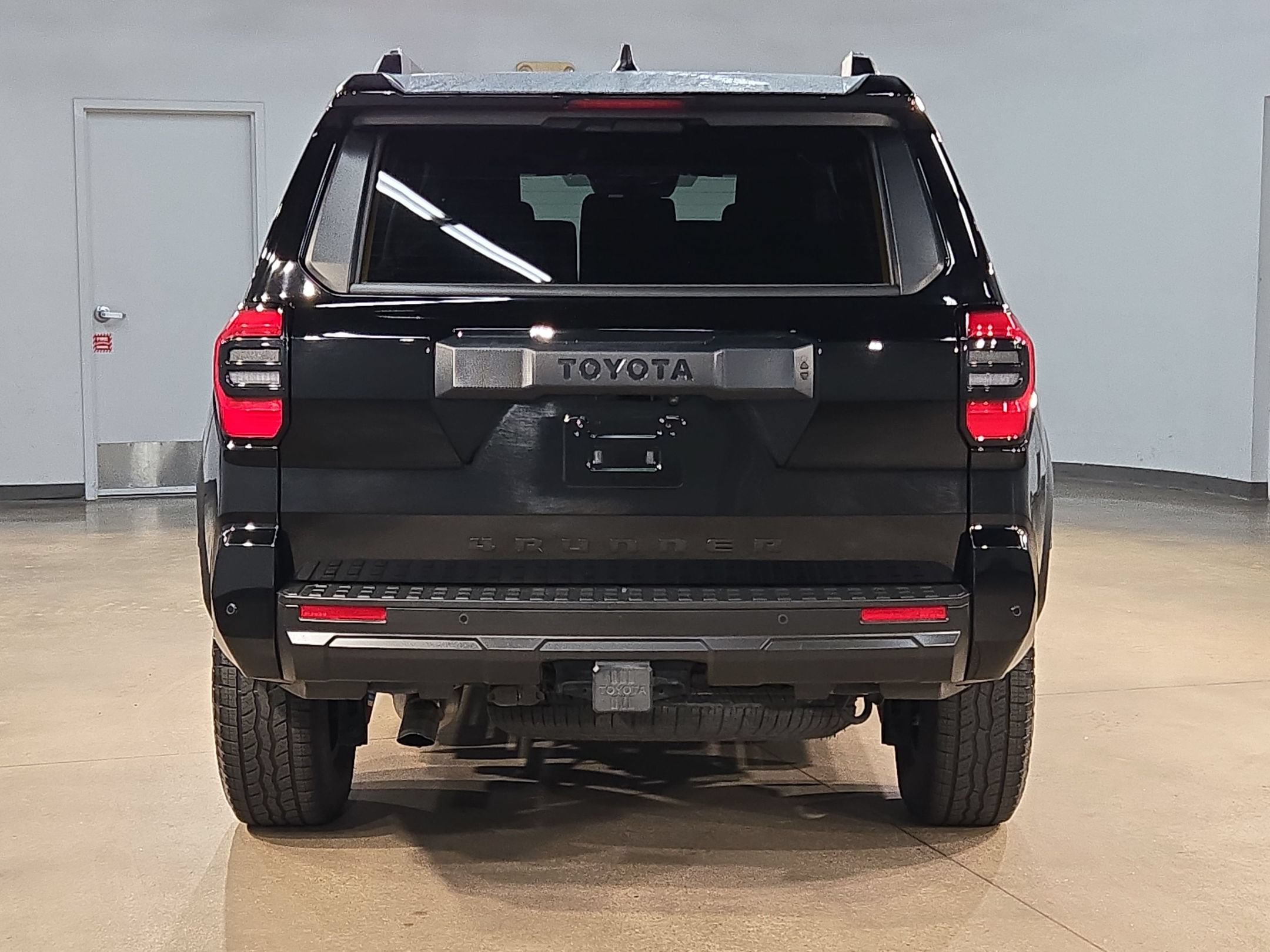 Certified 2025 Toyota 4Runner TRD Off-Road AWD/4WD image 6