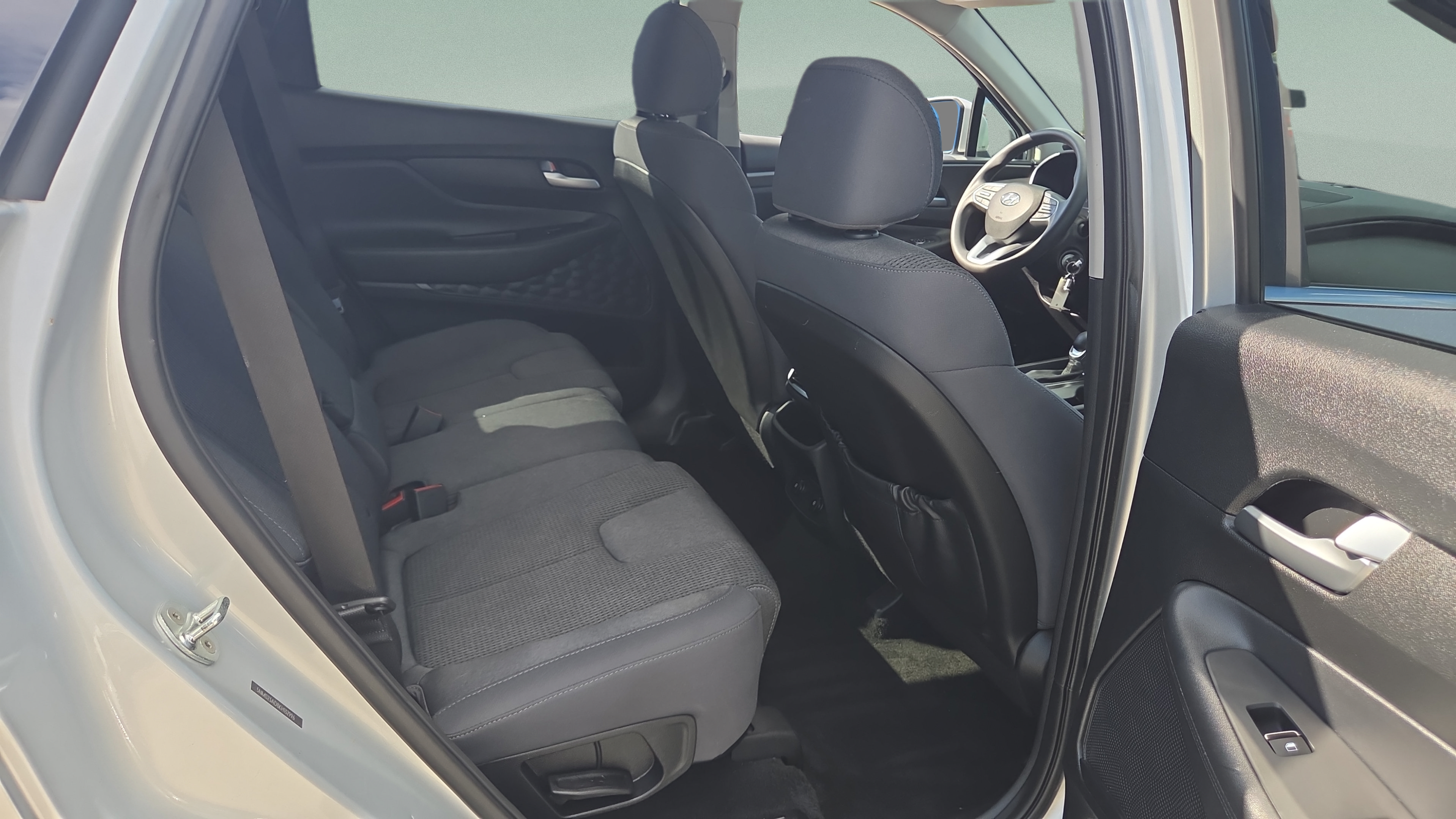 Used 2019 Hyundai Santa Fe SE FWD image 15
