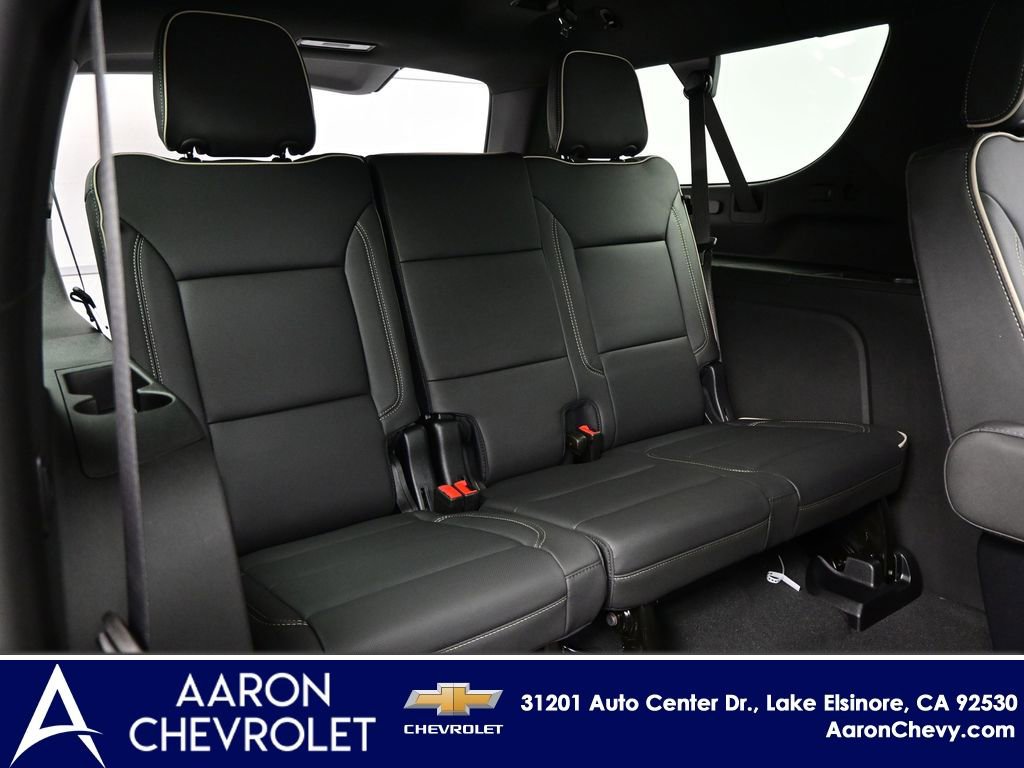 New 2026 Chevrolet Suburban Premier image 31