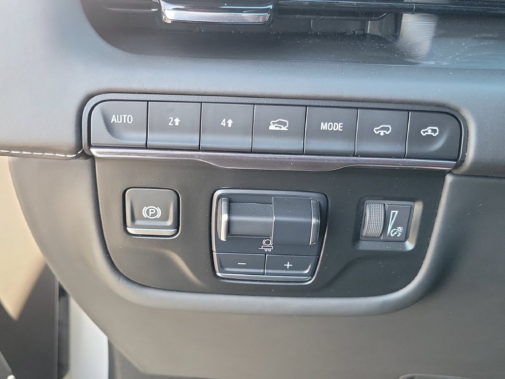 Certified 2024 Cadillac Escalade Sport Platinum AWD/4WD image 17