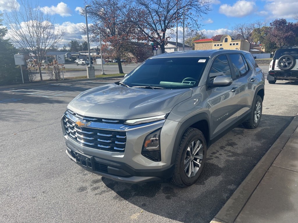 Used 2026 Chevrolet Equinox LT image 49