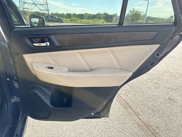Used 2018 Subaru Outback 2.5i Limited AWD/4WD image 16