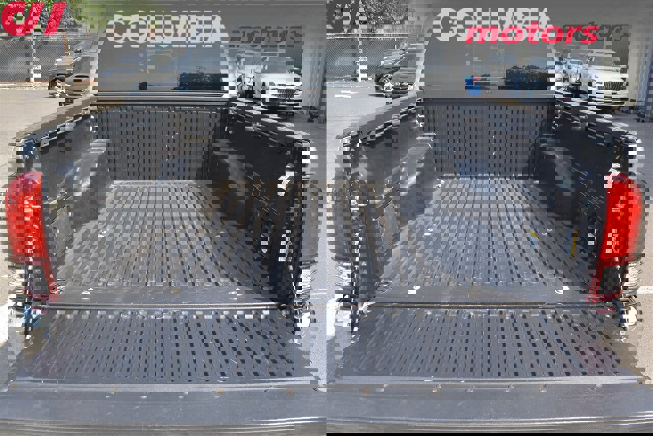 Used 2018 Toyota Tacoma TRD Off-Road image 31