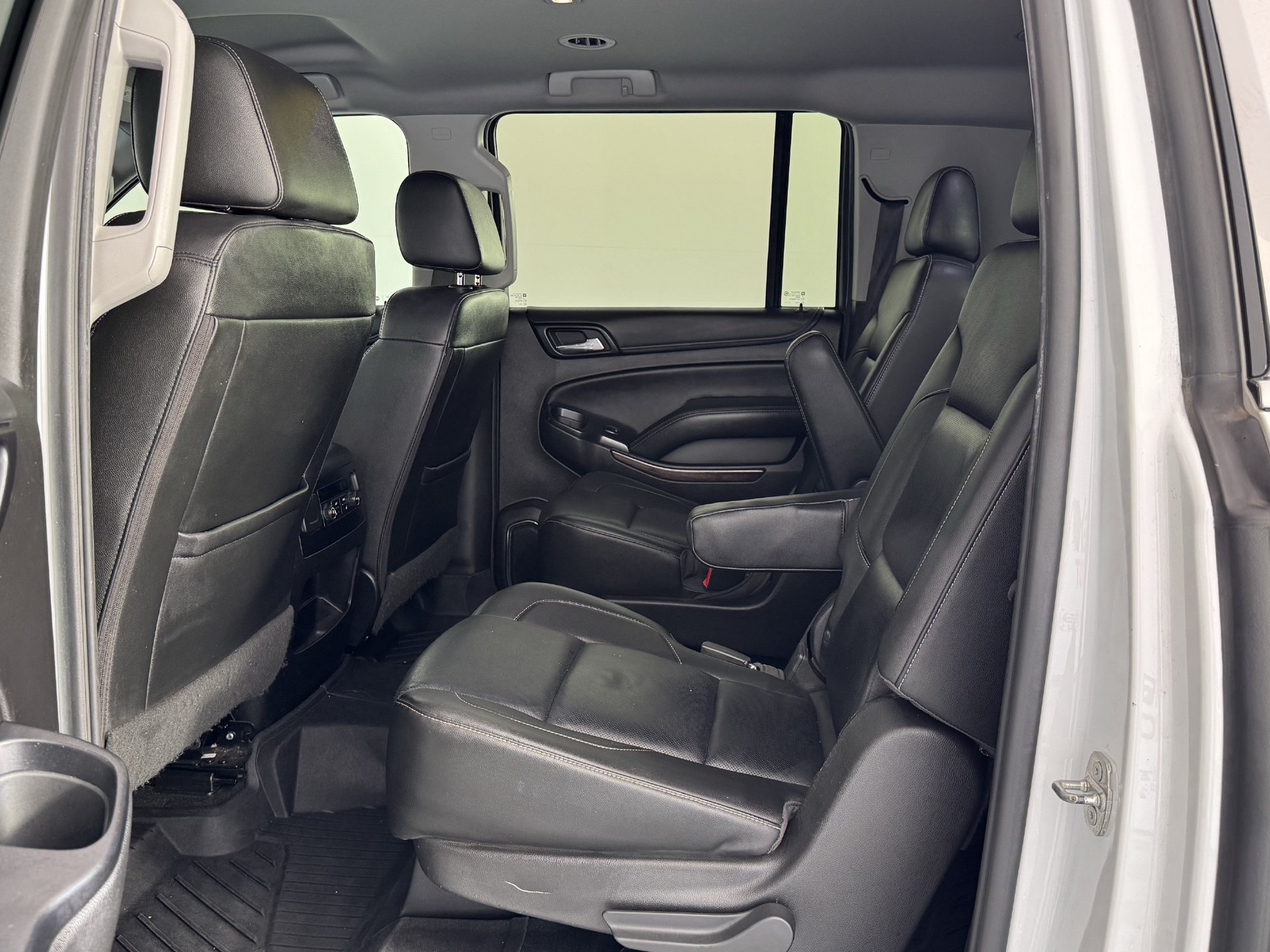 Used 2018 GMC Yukon XL SLT w/ Premium Edition RWD image 15