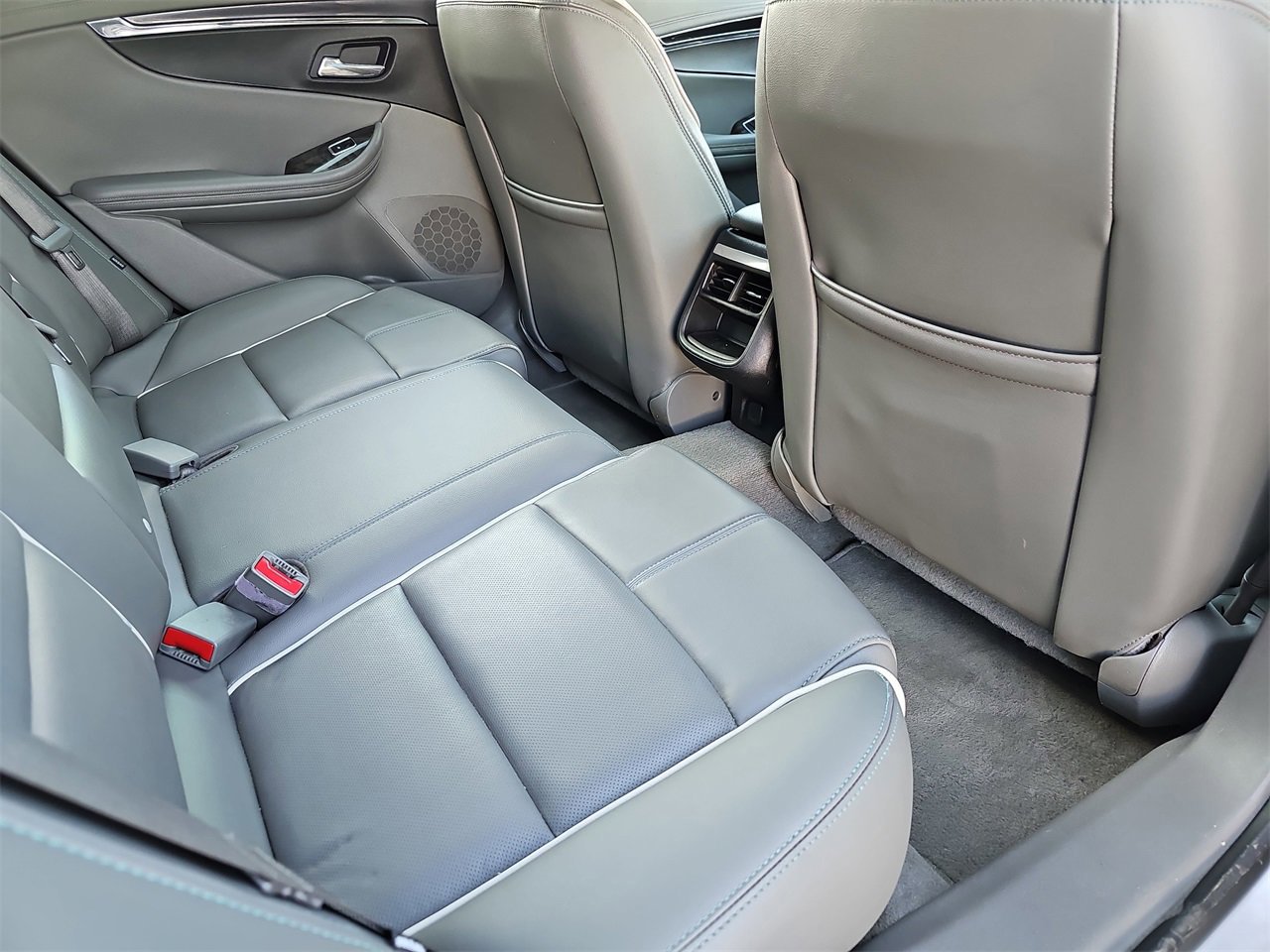 Used 2014 Chevrolet Impala LTZ image 11