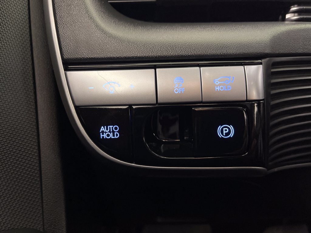 Certified 2024 Hyundai Ioniq 5 SEL AWD/4WD image 31