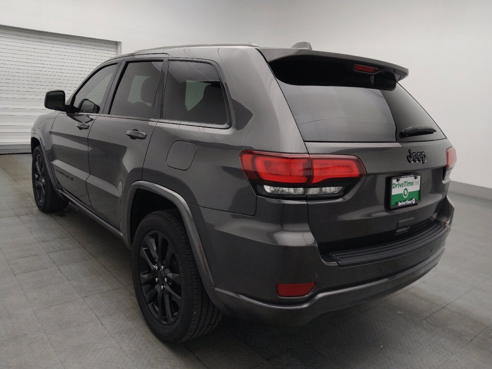 Used 2021 Jeep Grand Cherokee Laredo X RWD image 5