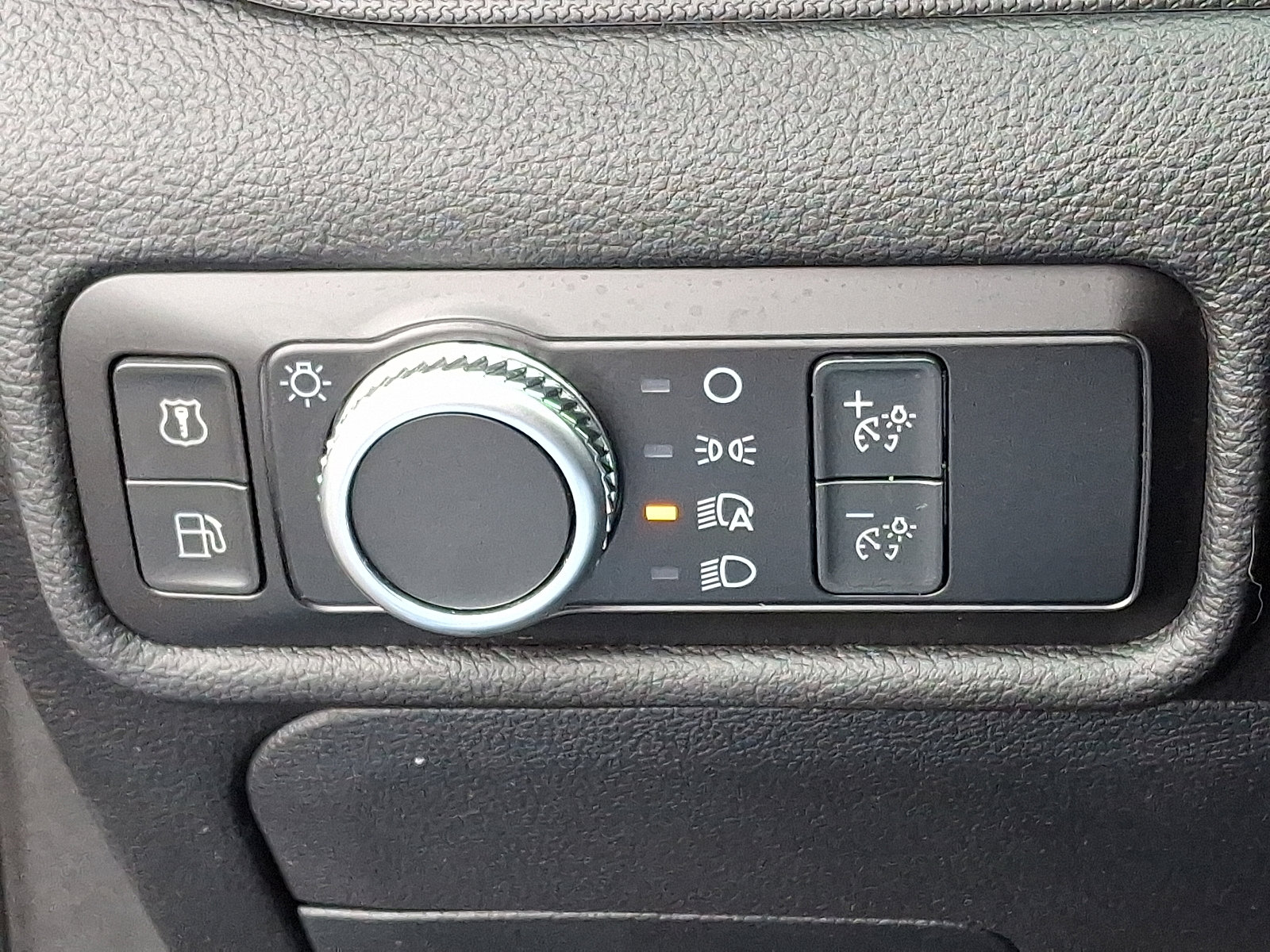 Used 2023 Ford Explorer 4WD Police Interceptor w/ Ultimate Wiring Package image 24