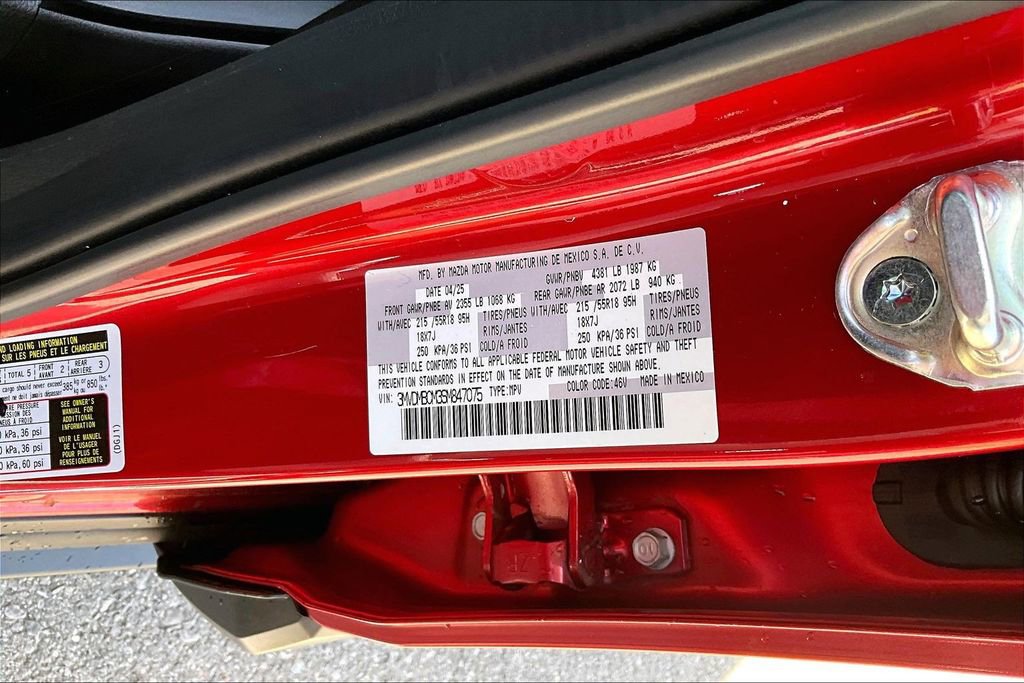 Certified 2025 MAZDA CX-30 AWD 2.5 S w/ Preferred Package image 33