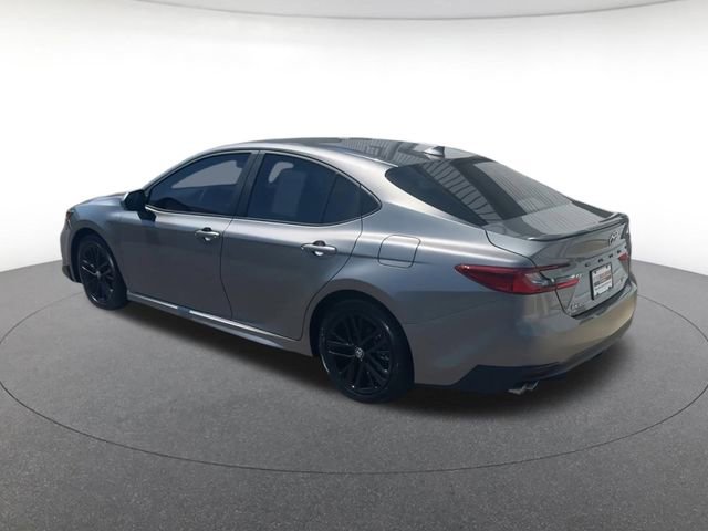 Used 2026 Toyota Camry SE FWD image 11