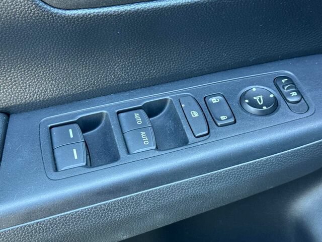 Used 2023 Honda CR-V Sport image 13