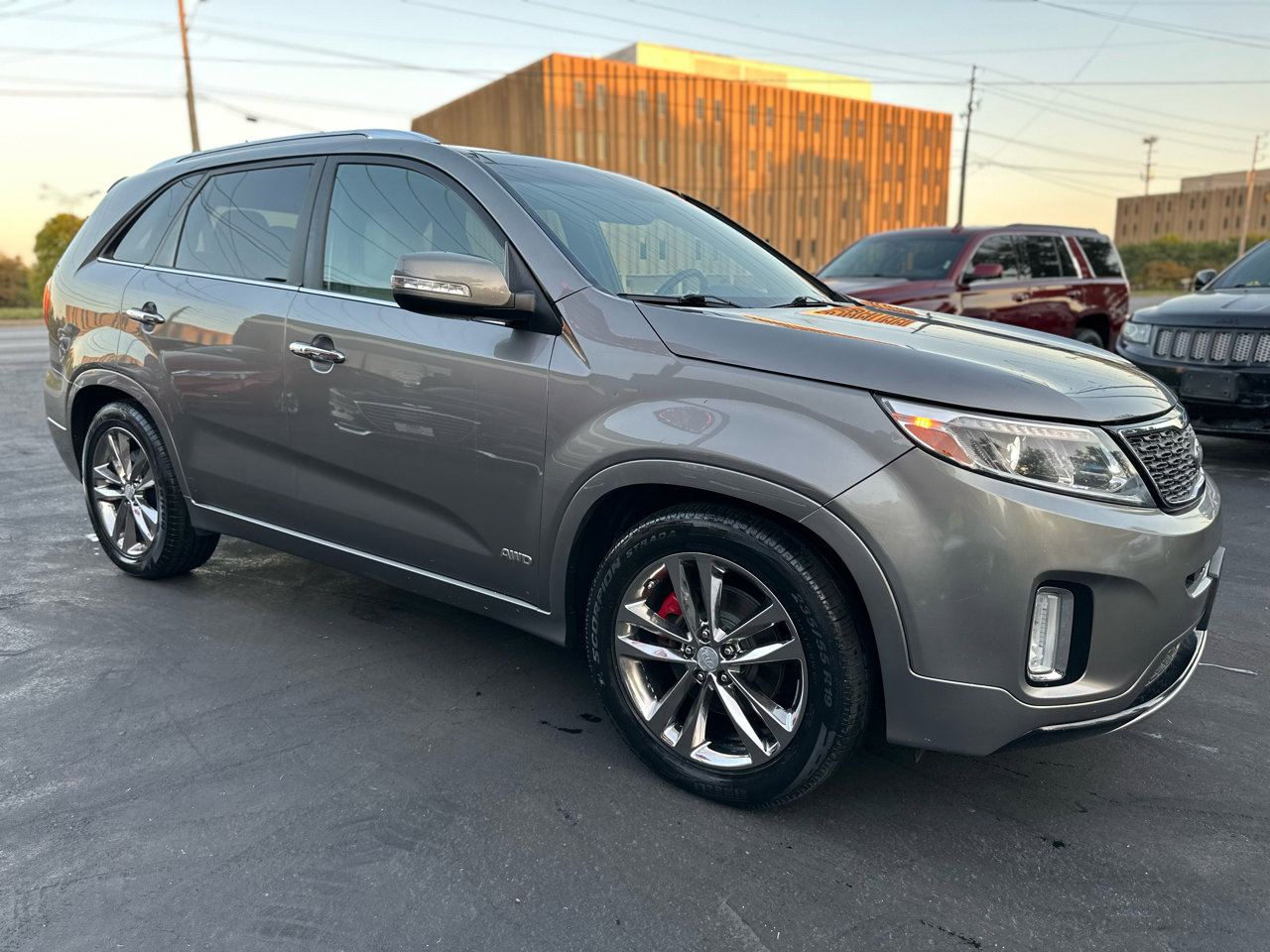 Used 2014 Kia Sorento SX w/ 3rd Row Package image 11