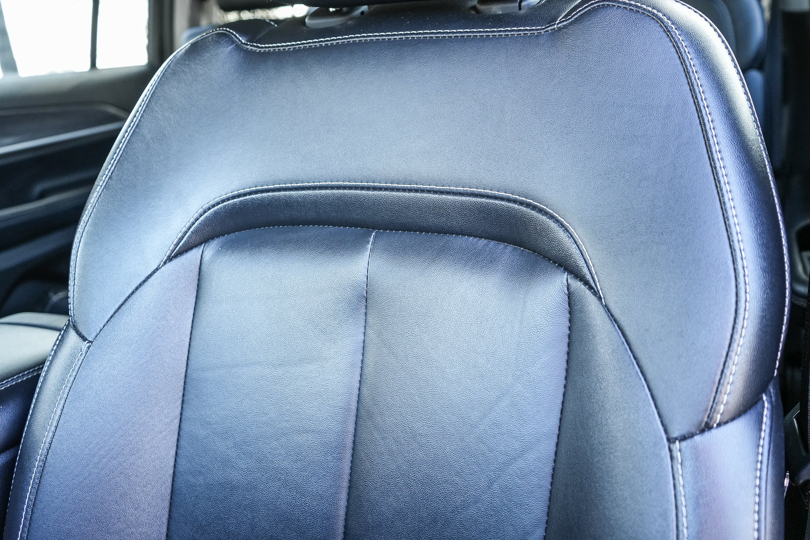 Used 2023 Jeep Grand Cherokee L Limited image 25