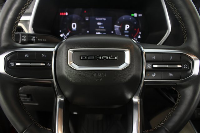 Used 2024 GMC Canyon Denali image 14