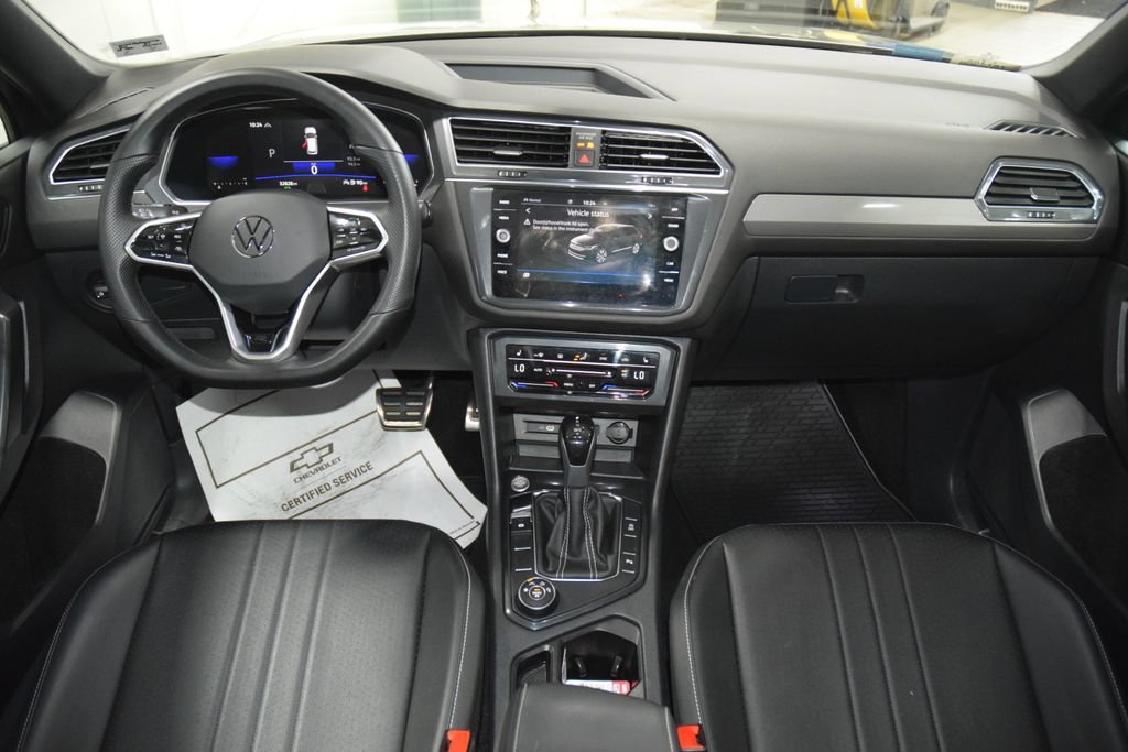 Used 2023 Volkswagen Tiguan SE R-Line AWD/4WD image 28