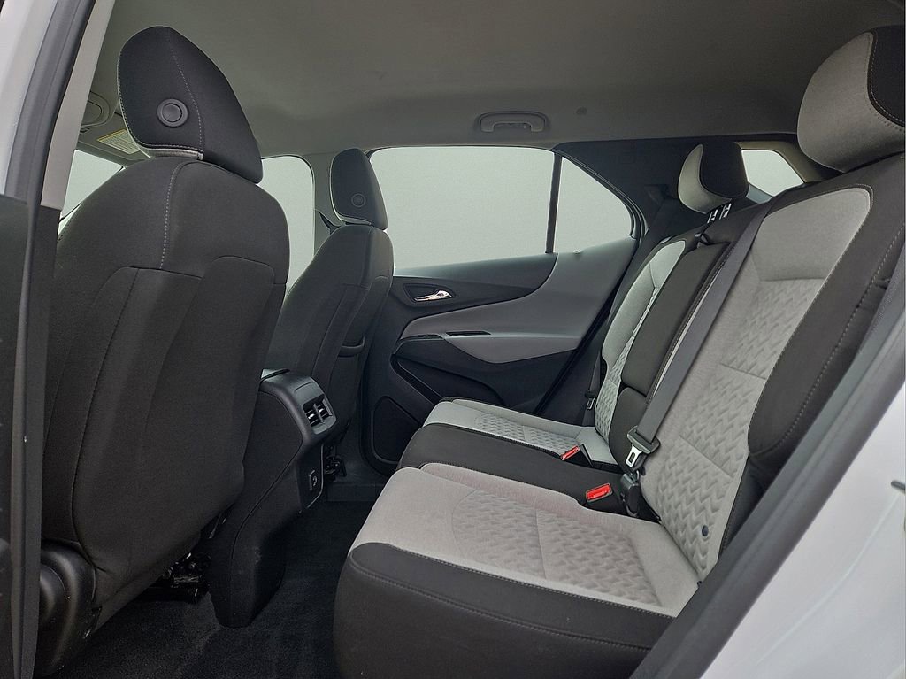 Used 2024 Chevrolet Equinox LS image 16