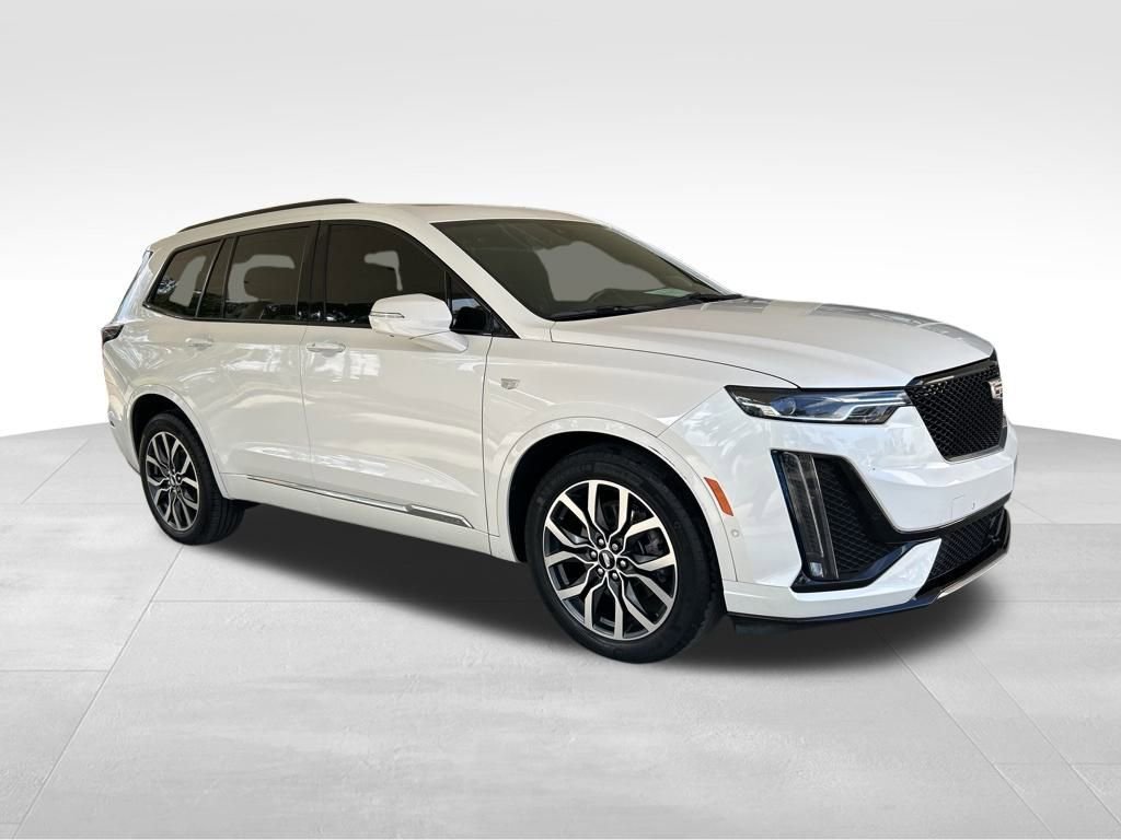 Used 2021 Cadillac XT6 Sport image 2