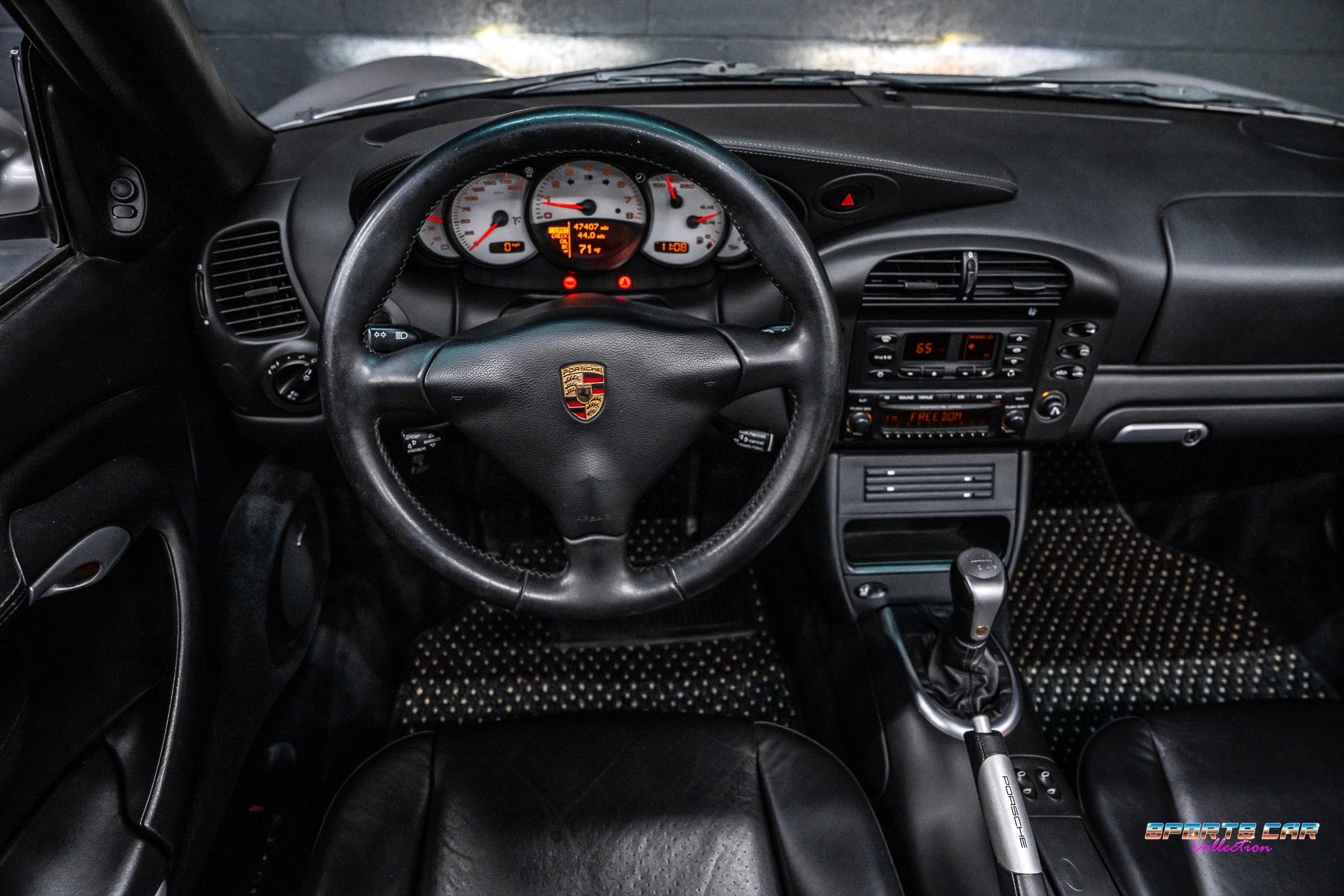 Used 2004 Porsche 911 Carrera 4S AWD/4WD image 17