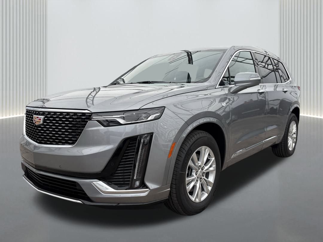 New 2025 Cadillac XT6 Luxury image 1