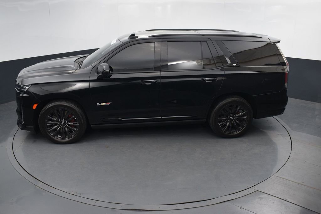 Used 2024 Cadillac Escalade V w/ LPO, ONYX Package image 50