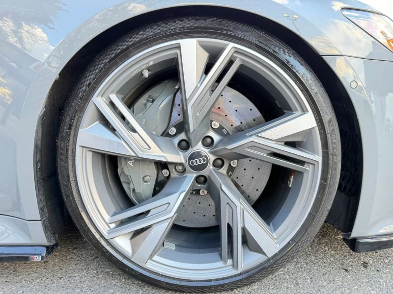 Used 2021 Audi RS 6 Avant Wagon 4D w/ Black Optic Package image 33