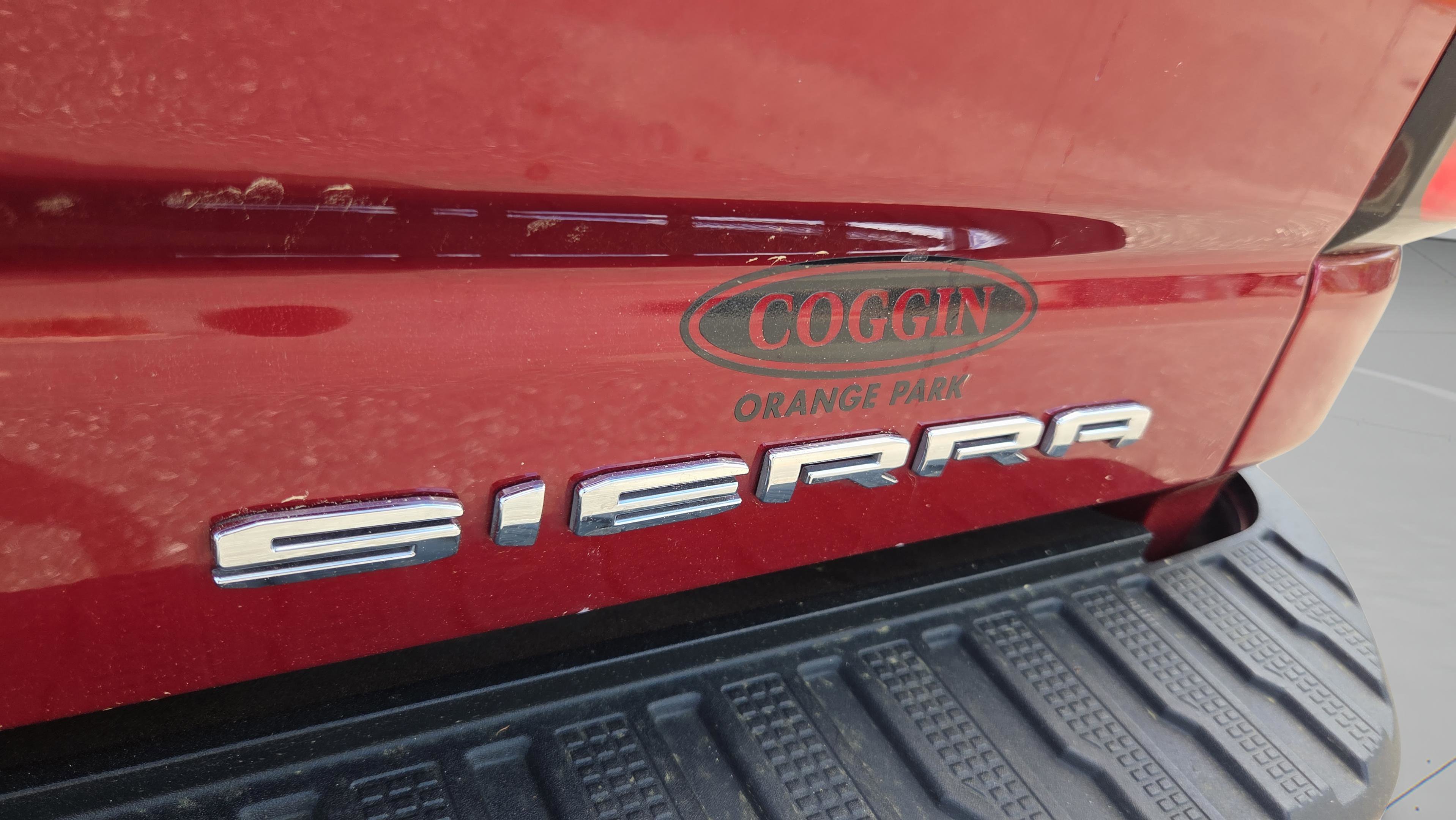 Used 2020 GMC Sierra 2500 Denali w/ Denali Ultimate Package image 17