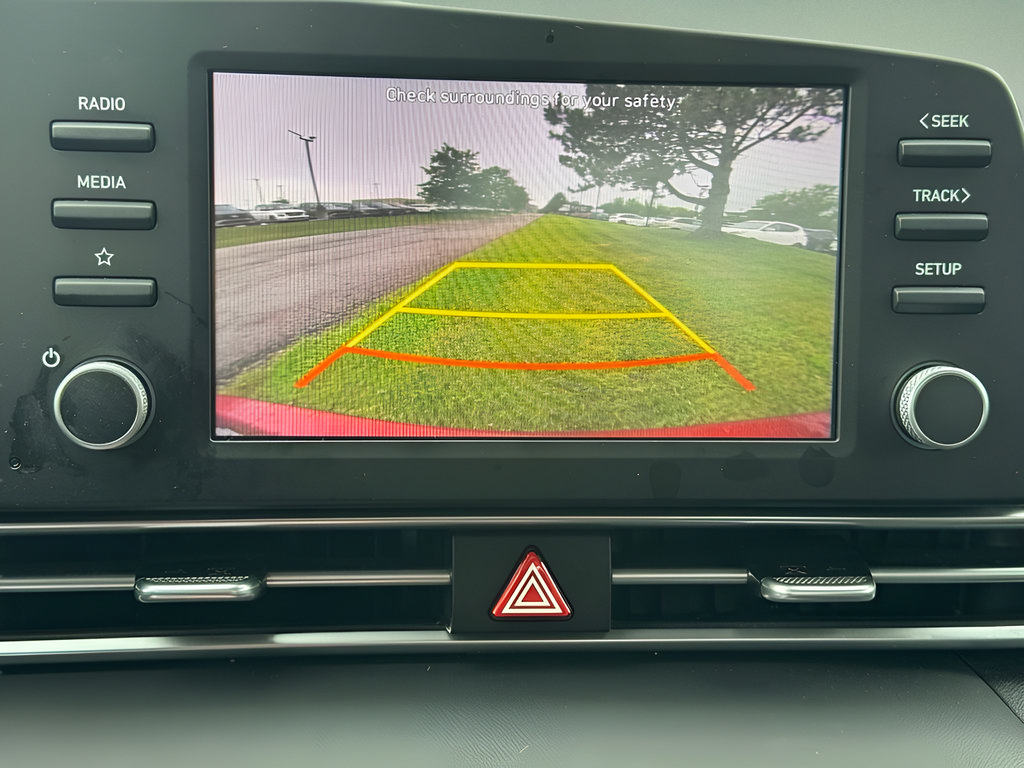 Used 2023 Hyundai Elantra SE FWD image 27
