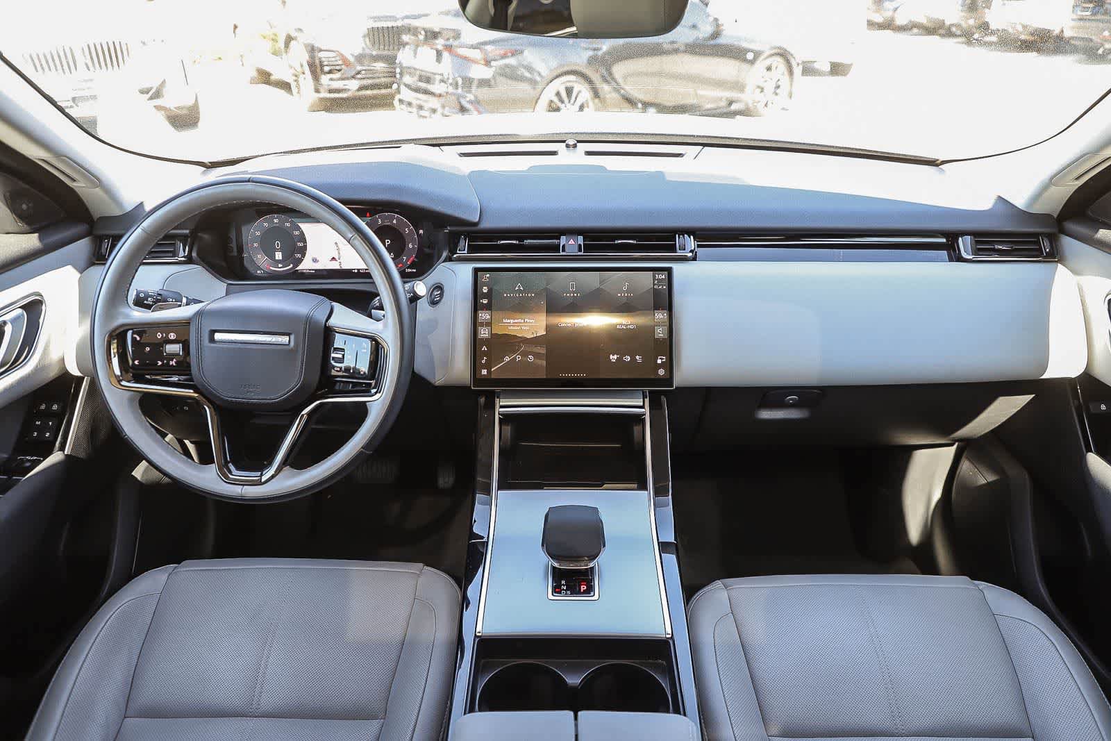 Used 2025 Land Rover Range Rover Velar S image 14