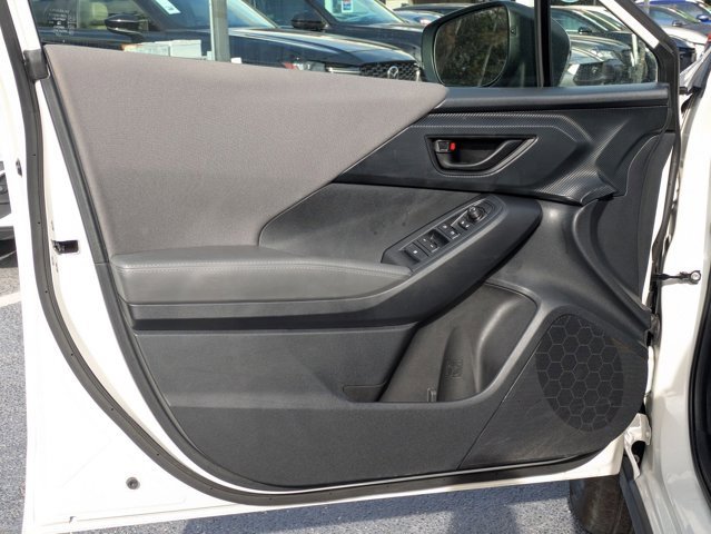 Used 2024 Subaru Crosstrek 2.0i Premium image 2