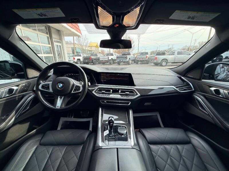 Used 2023 BMW X6 M50i w/ Parking Assistance Package AWD/4WD image 32