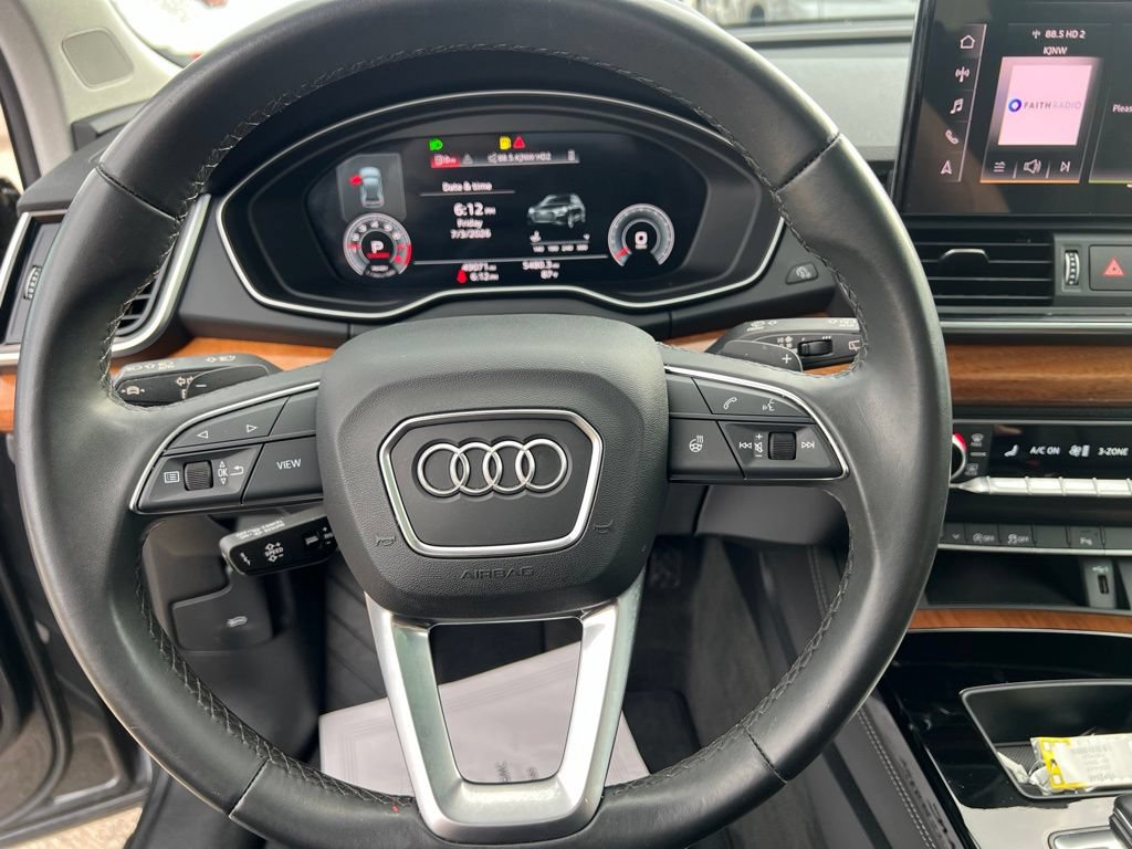 Used 2023 Audi Q5 2.0T Premium Plus w/ Premium Plus Package AWD/4WD image 22
