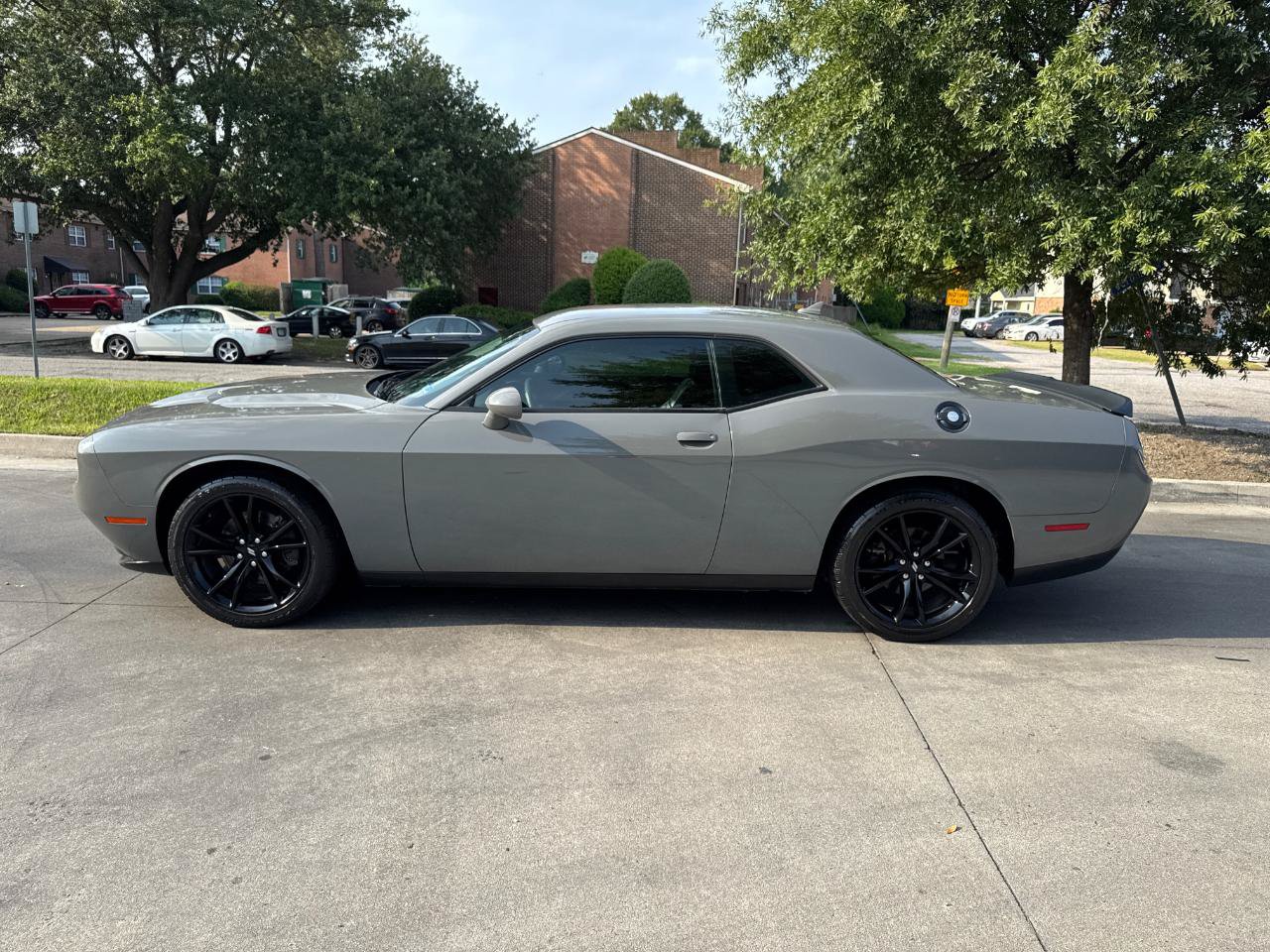 Used 2017 Dodge Challenger SXT Plus RWD image 8